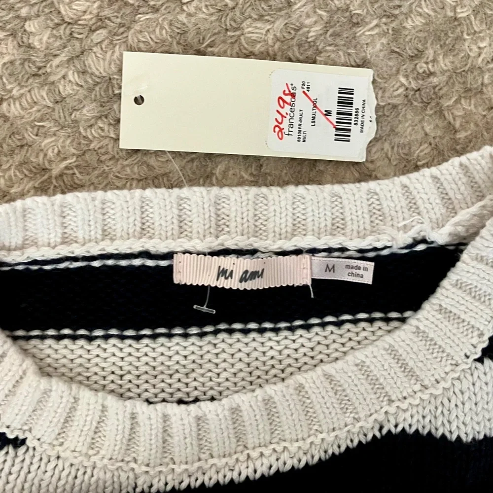 Sweater - Picture 2 of 3